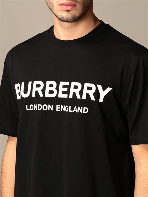 men burberry tshirt|burberry t shirt men's sale.